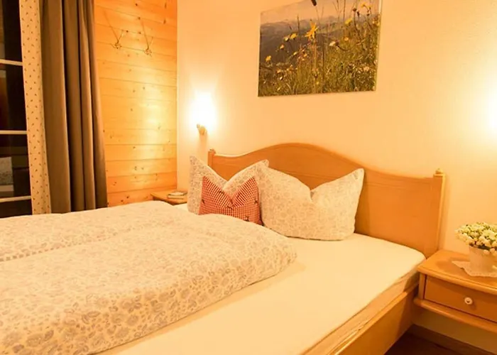Apartmán Alpenroesle - Berge - Ruhe - Traumaussicht, 2- Und 3-raum-wohnungen, Panoramasauna *