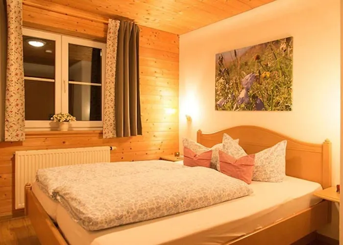 Alpenroesle - Berge - Ruhe - Traumaussicht, 2- Und 3-raum-wohnungen, Panoramasauna Apartmán *