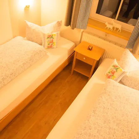 Alpenroesle Apartment