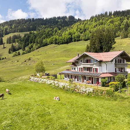 Alpenroesle - Berge - Ruhe - Traumaussicht, 2- Und 3-raum-wohnungen, Panoramasauna