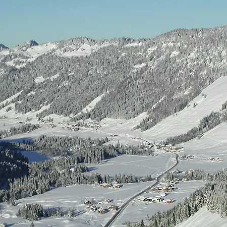 Lejlighed Alpenroesle - Berge - Ruhe - Traumaussicht 1-, 2- Und 3-raum-wohnungen, Panoramasauna