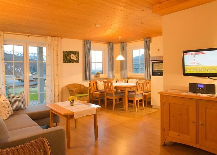 Alpenroesle - Berge - Ruhe - Traumaussicht, 2- Und 3-raum-wohnungen, Panoramasauna Apartman Balderschwang